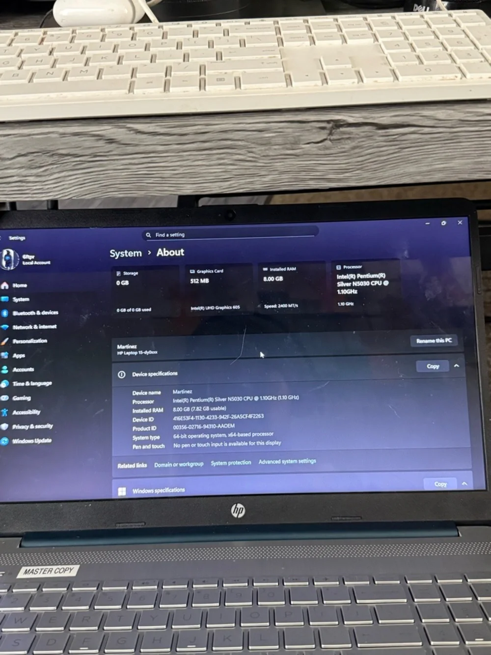 HP intel plantium silver n5030 Teal Blue Laptop with Vent Grille
